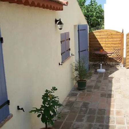 Apartment 06av2 - Maisonnette Au Calme Avec Piscine Antibes