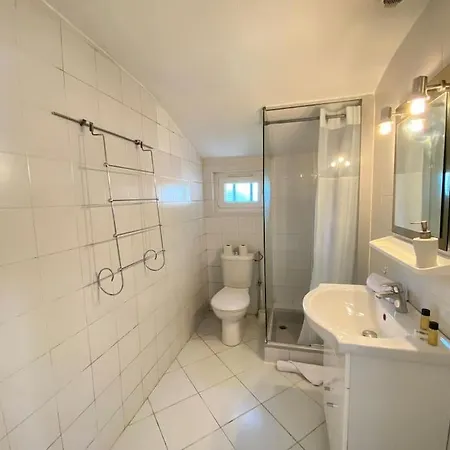 Apartman 06av2 - Maisonnette Au Calme Avec Piscine *